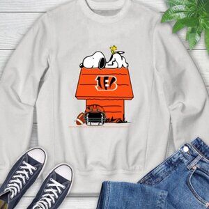 Cincinnati Bengals Snoopy Woodstock Peanuts NFL Football Christmas Sweatshirt